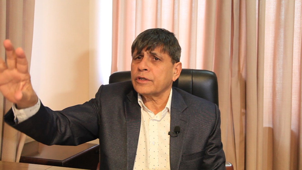 प्रचण्ड-माधवहरुको एकता अराजनीतिक हो, आफ्नै भारले बर्बाद हुनेछ : घनश्याम भुसाल