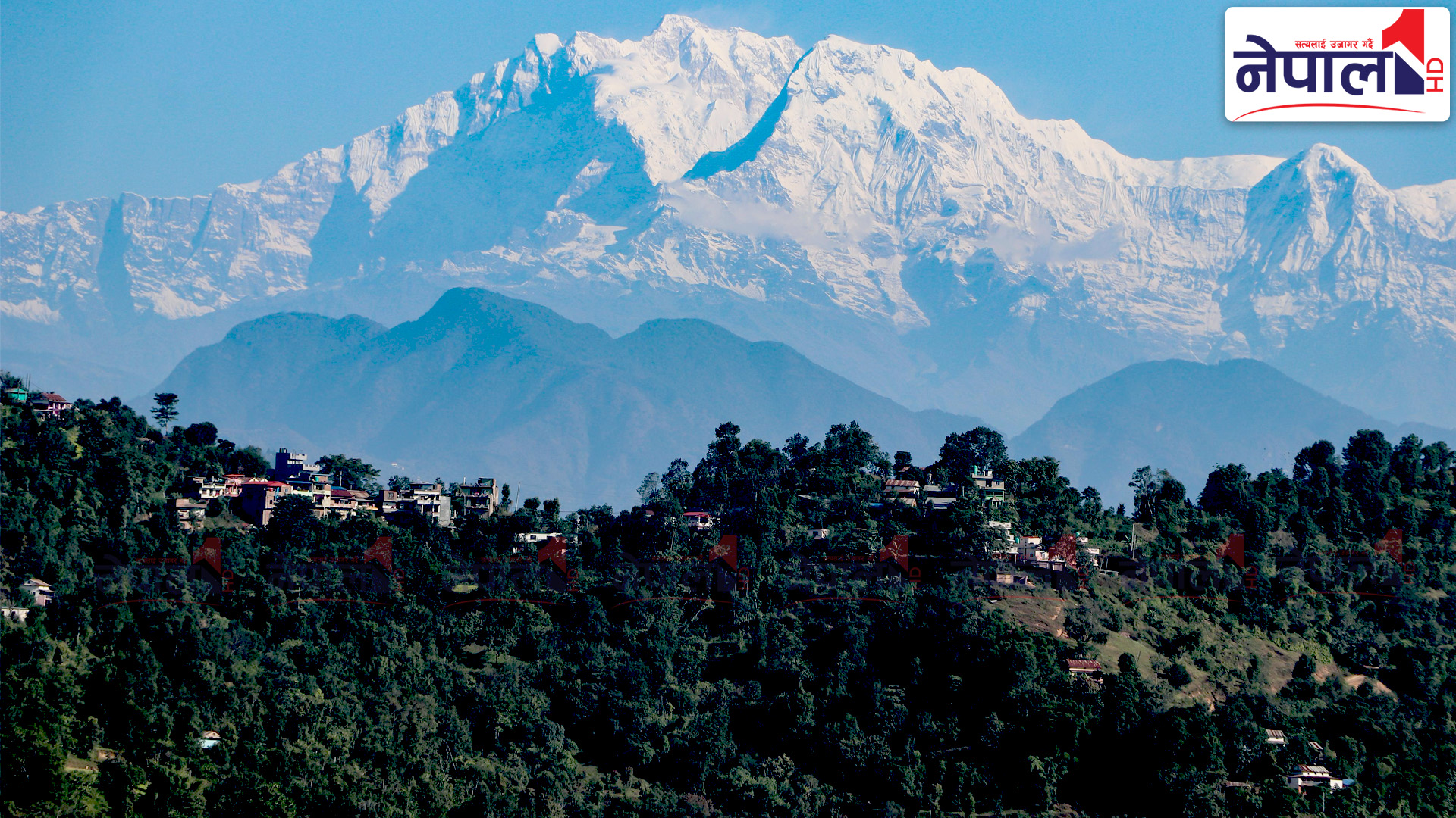 जब बादल हट्छ, बतासेडाँडाबाट खुल्छ हिमालको संसार {तस्वीरहरु}