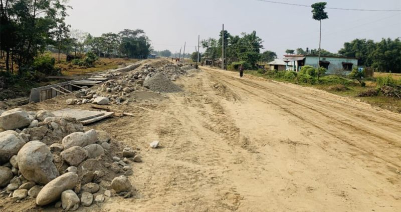 साढे आठ वर्षमा पनि बनेन कञ्चनपुरको हुलाकी सडक