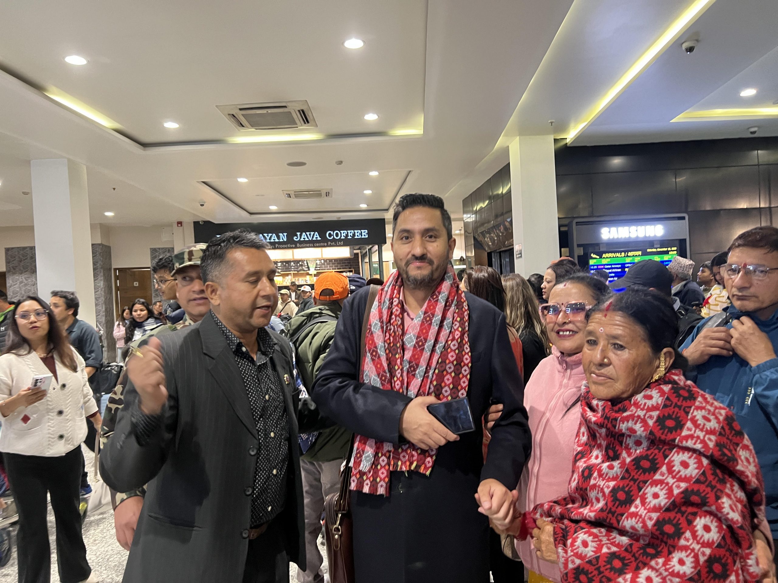 ‘ग्लोबल आइसिटी लिडरसिप फोरम’मा सहभागी भएर सञ्चारमन्त्री खरेल स्वदेश फिर्ता