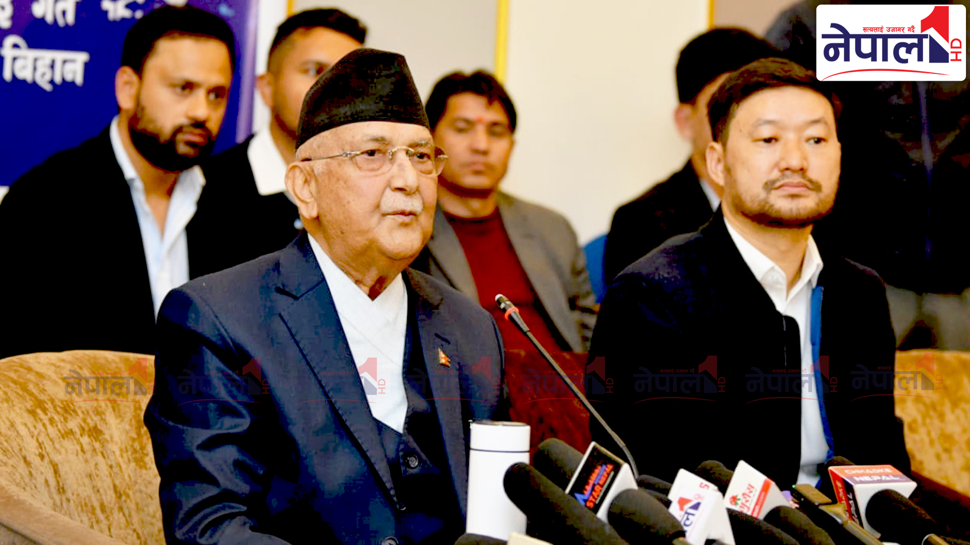 युवा संघलाई ओलीको निर्देशन : सरकारको अनुमति चाँहिदैन, प्रदर्शनमा उत्रिए हुन्छ