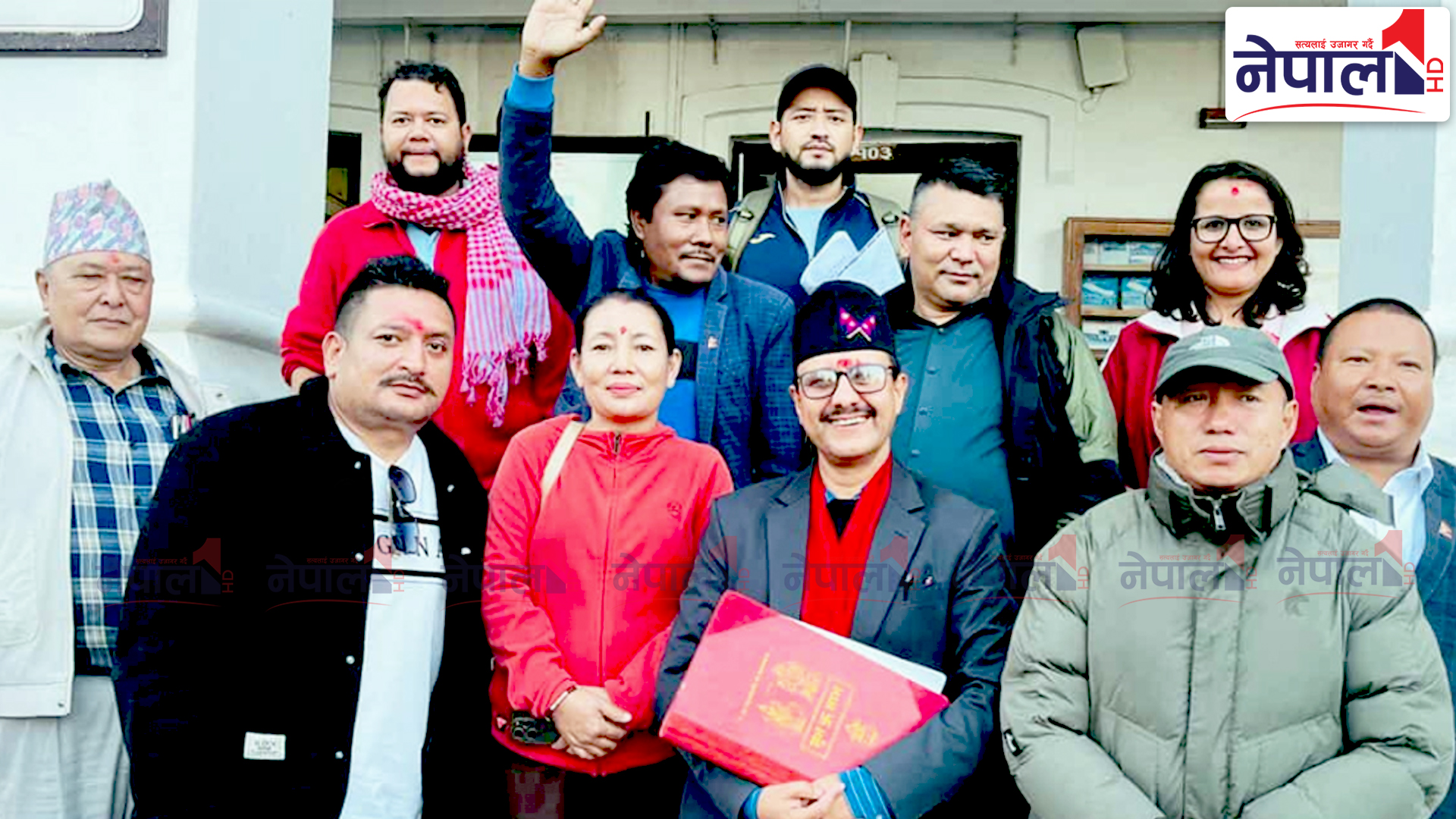 दुर्गा प्रसाईको ‘नागरिक बचाउ’ दल दर्ता, सभापतिमा माधव खतिवडा