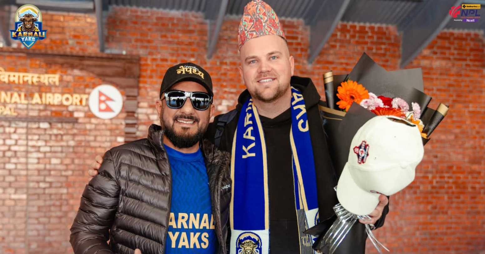 कर्णालीबाट खेल्न मार्क वाट नेपाल आइपुगे