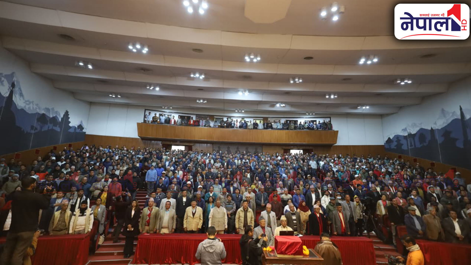 विशेष महाधिवेशन माग गर्ने कांग्रेसका प्रतिनिधिहरूको भेला (तस्बिरहरु)