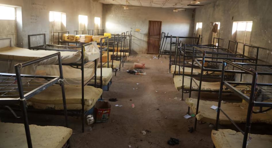 विद्यार्थी अपहरणको श्रङ्खला बढेपछि नाइजेरियामा विद्यालय बन्द