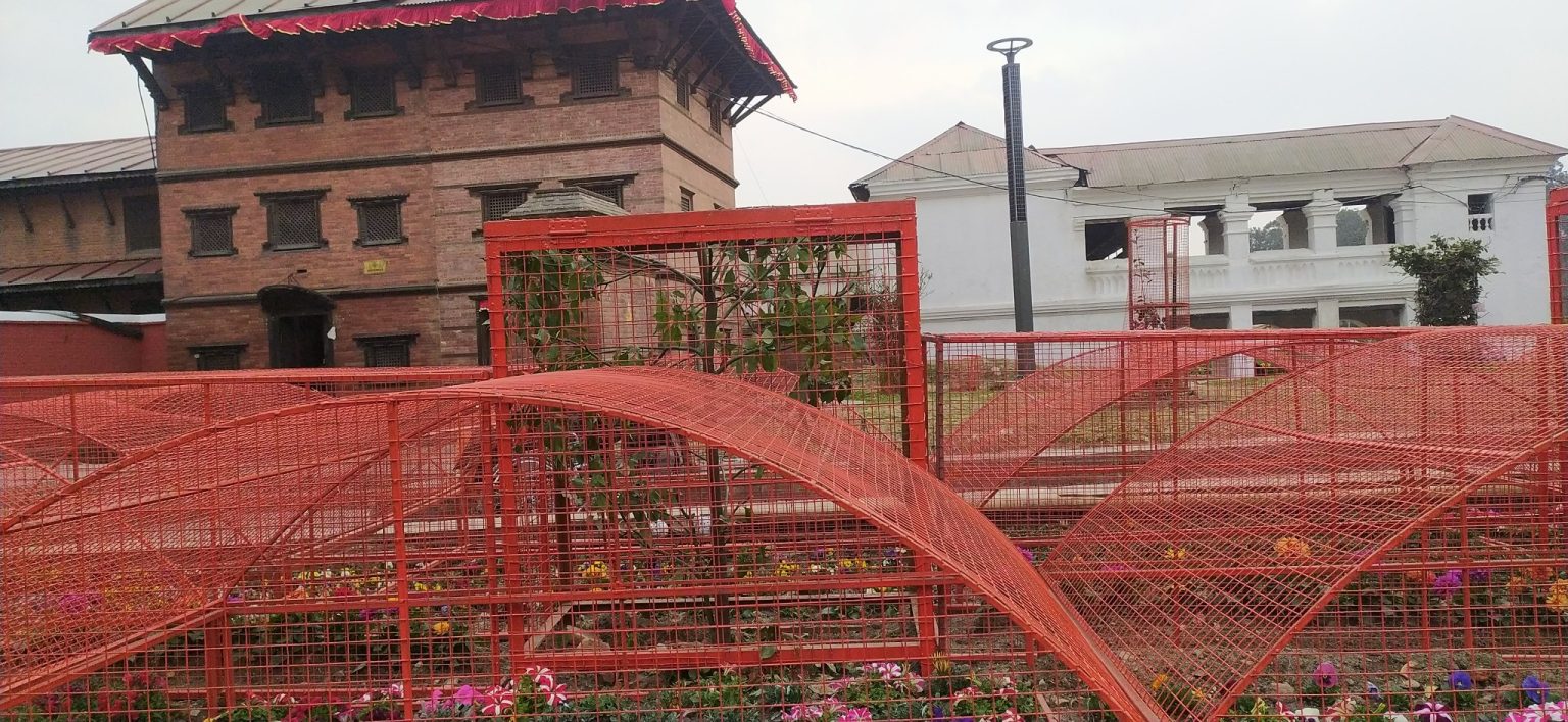 पशुपतिनाथ मन्दिरभित्रका फलामे बार हटाइने