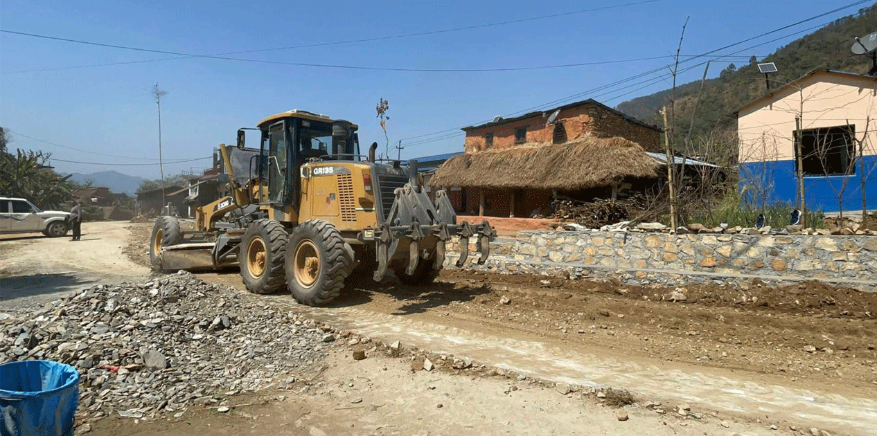 समस्याग्रस्त सडकमा काम सम्पन्न गर्ने चुनौति