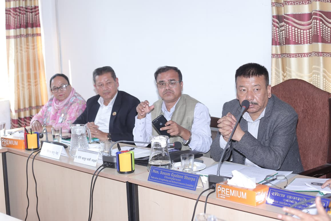 राष्ट्रिय सभाका सांसदहरुको गुनासो : सरकारले दिएको भत्ताले त बस भाडा पनि पुग्दैन