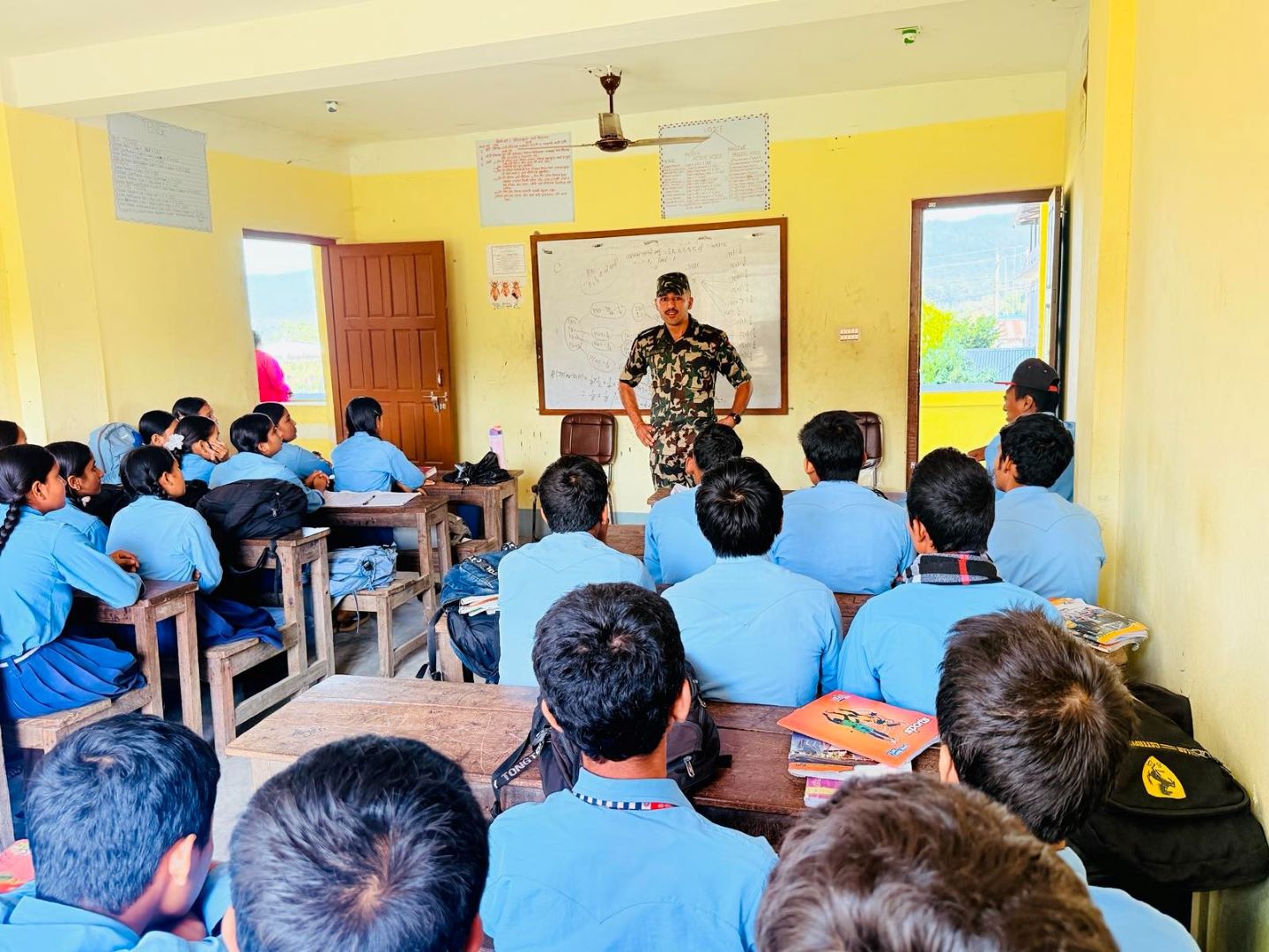 प्रकृति संरक्षणसम्बन्धी सचेतना जगाउँदै सेना