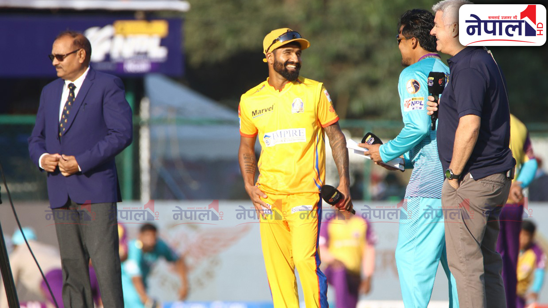 सुदूरपश्चिम रोयल्सविरुद्ध काठमाण्डूले फिल्डिङ गर्ने