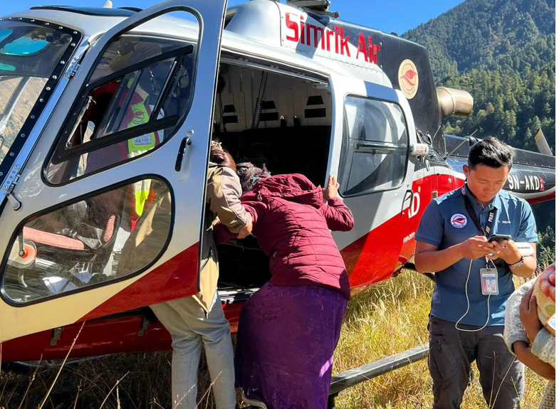 सिम्रिक एयरको हेलिकप्टरबाट सुत्केरी र शिशुको उद्धार