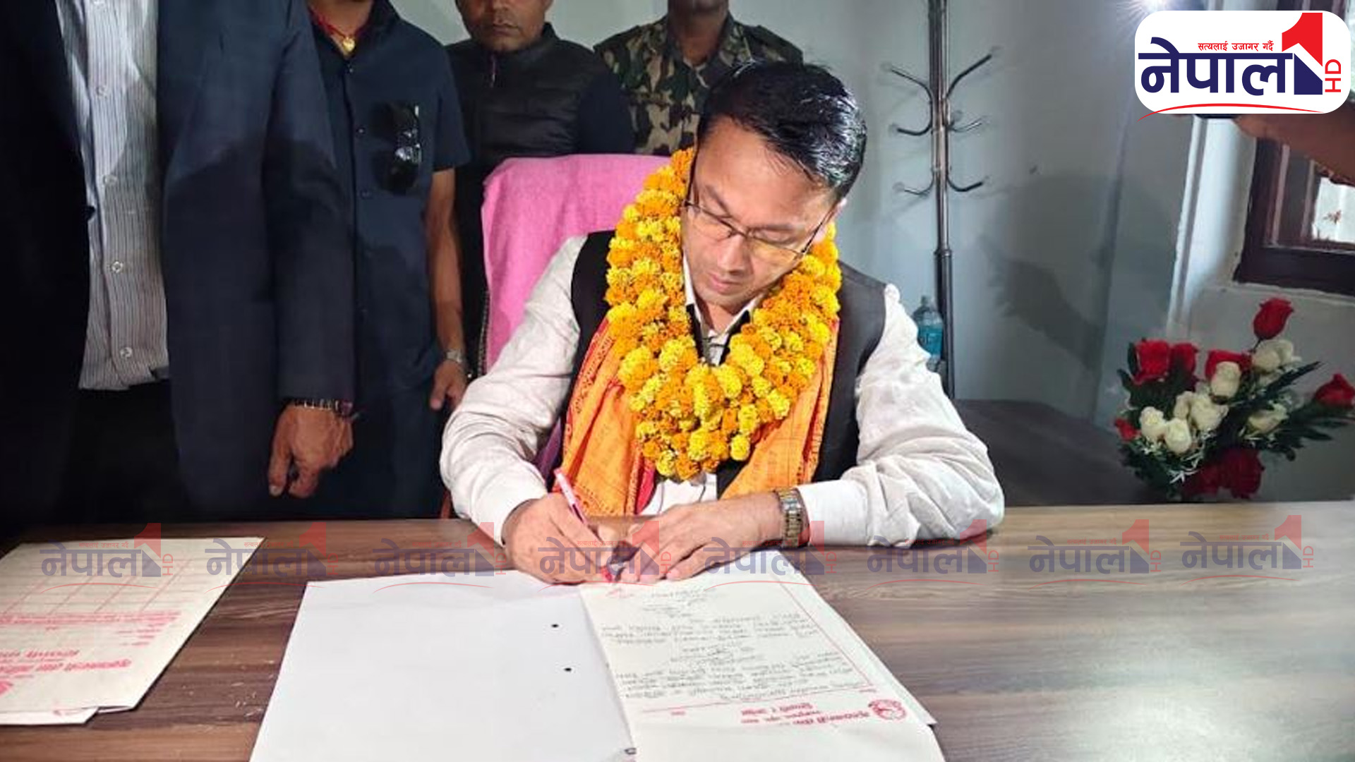 मधेशको नव गठित सरकारलाई दीर्घकालीन प्रभाव पार्ने निर्णय नगर्न सर्वोच्चको आदेश