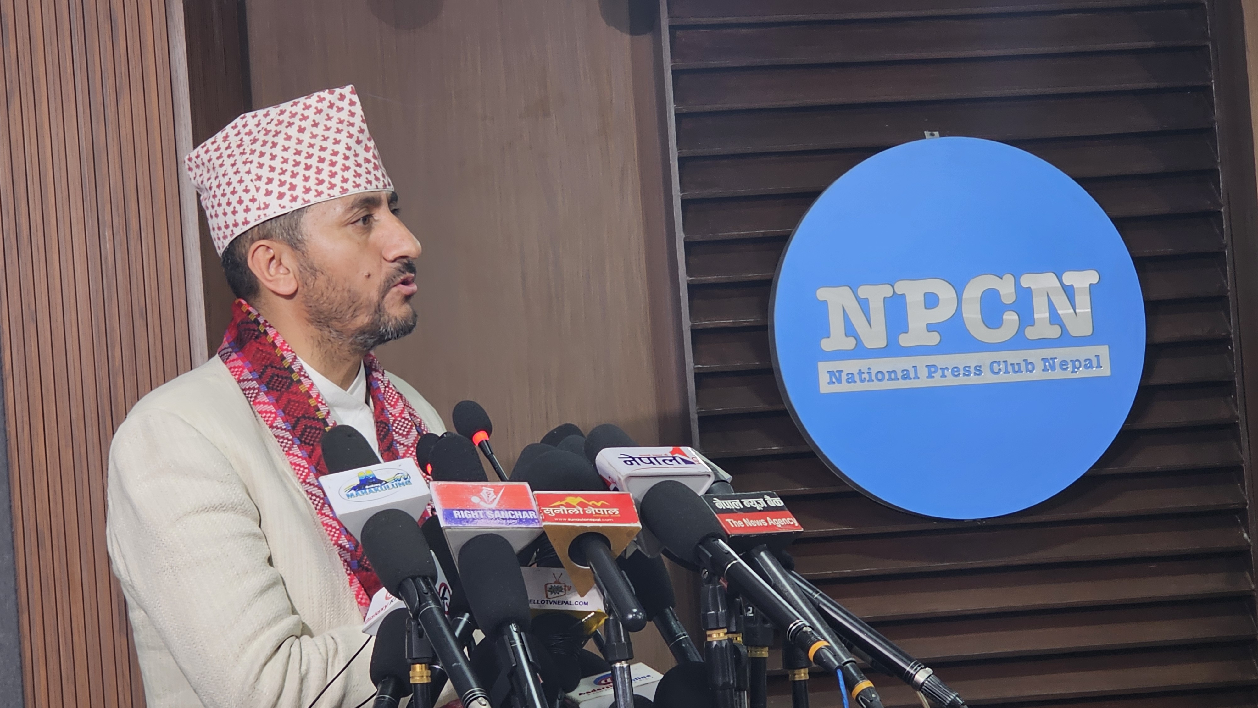 चुनावको लागि सबै पक्ष तयार छन् : मन्त्री खरेल