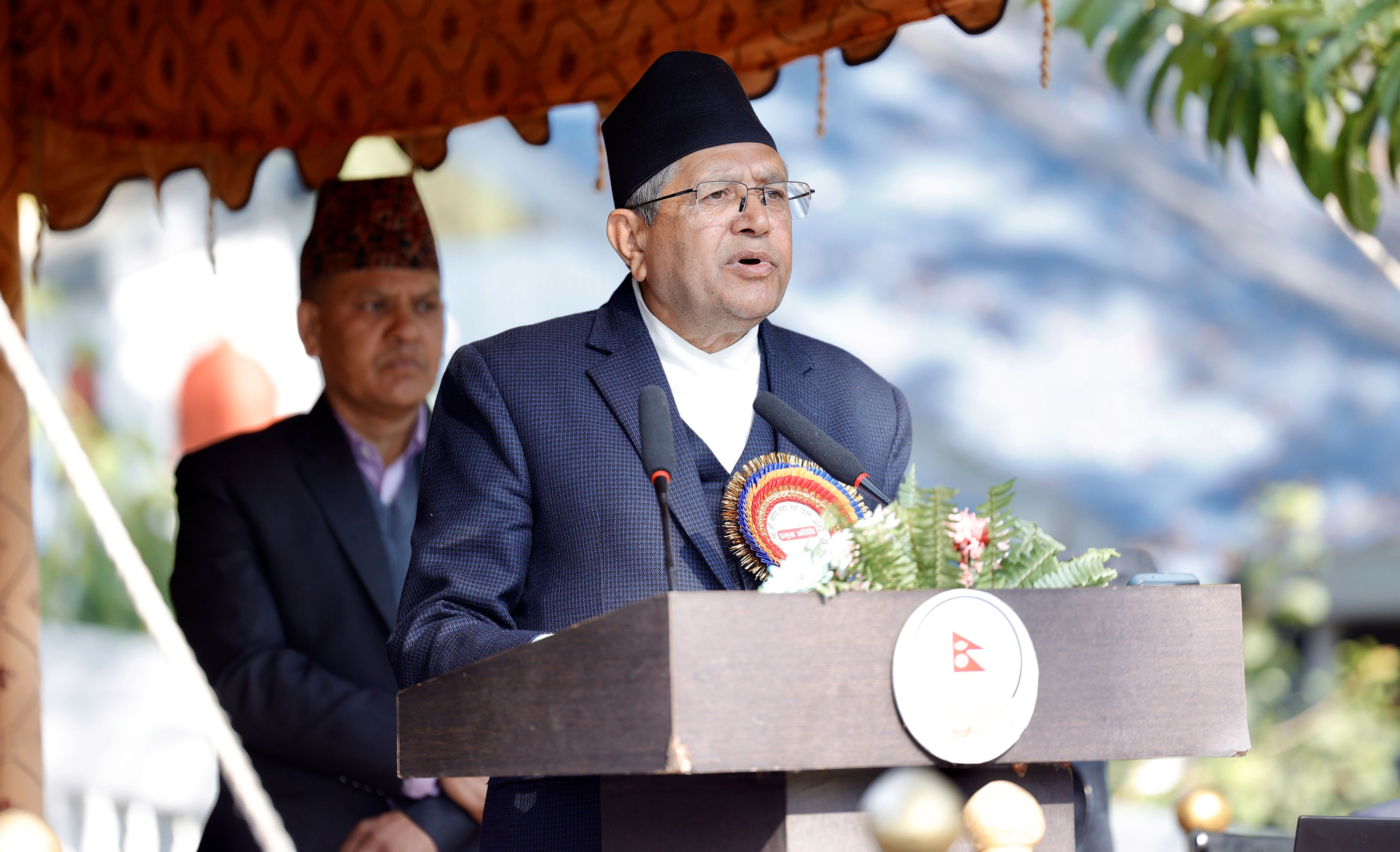 सरकारले संघीय संसदलाई अदृश्य ढंगले बन्देज लगाउने प्रयास गरिरहेको छ : देवराज घिमिरे