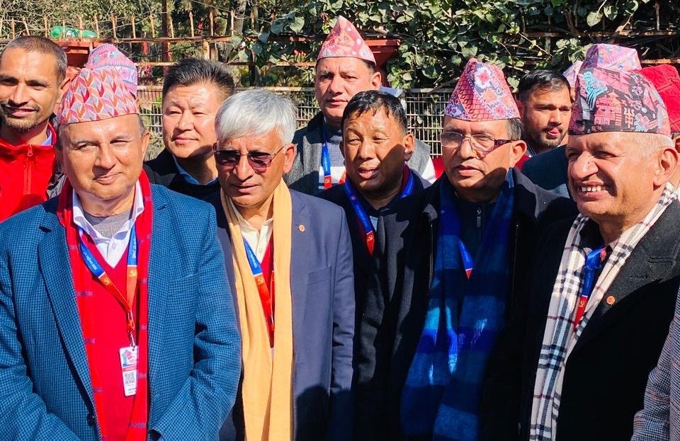 शंकर पोखरेल सँगसँगै मत माग्दै हिंडे प्रदीप ज्ञवाली