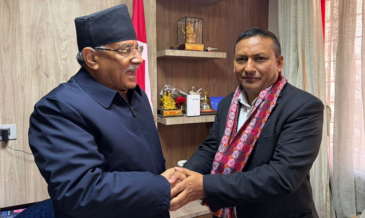 हर्क साम्पाङले कारवाही गरेका परियार नेकपामा प्रवेश