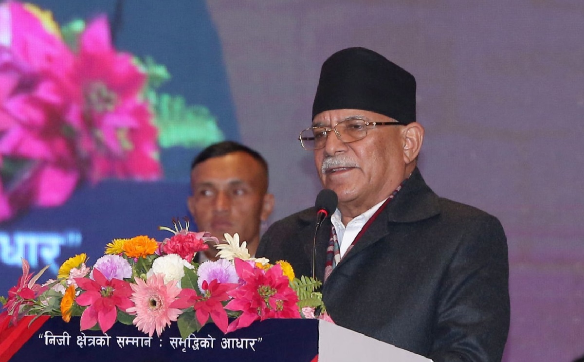 प्रचण्डको प्रश्न : नयाँ संकल्प गर्ने कि औचित्य सकियो भनेर पन्छिने ?