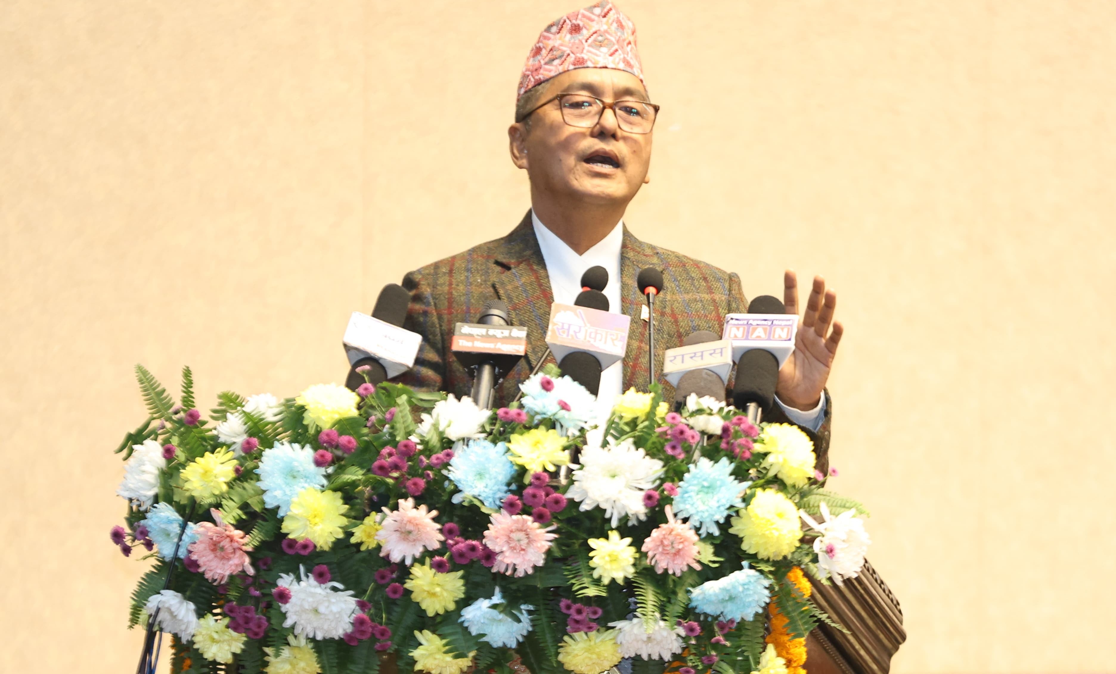 लिङदेनको आरोप : कति सिट जित्ने थाहा छैन, प्रधानमन्त्रीको दलाली सुरु भइसक्यो