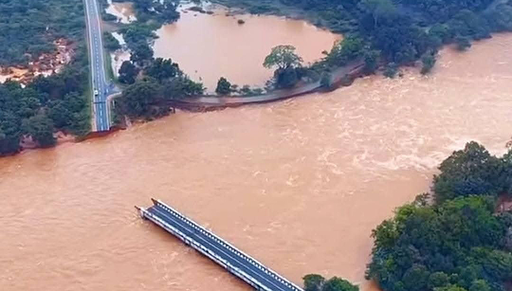 श्रीलङ्कामा चक्रवातका कारण मृत्यु हुनेको सङ्ख्या ४६५