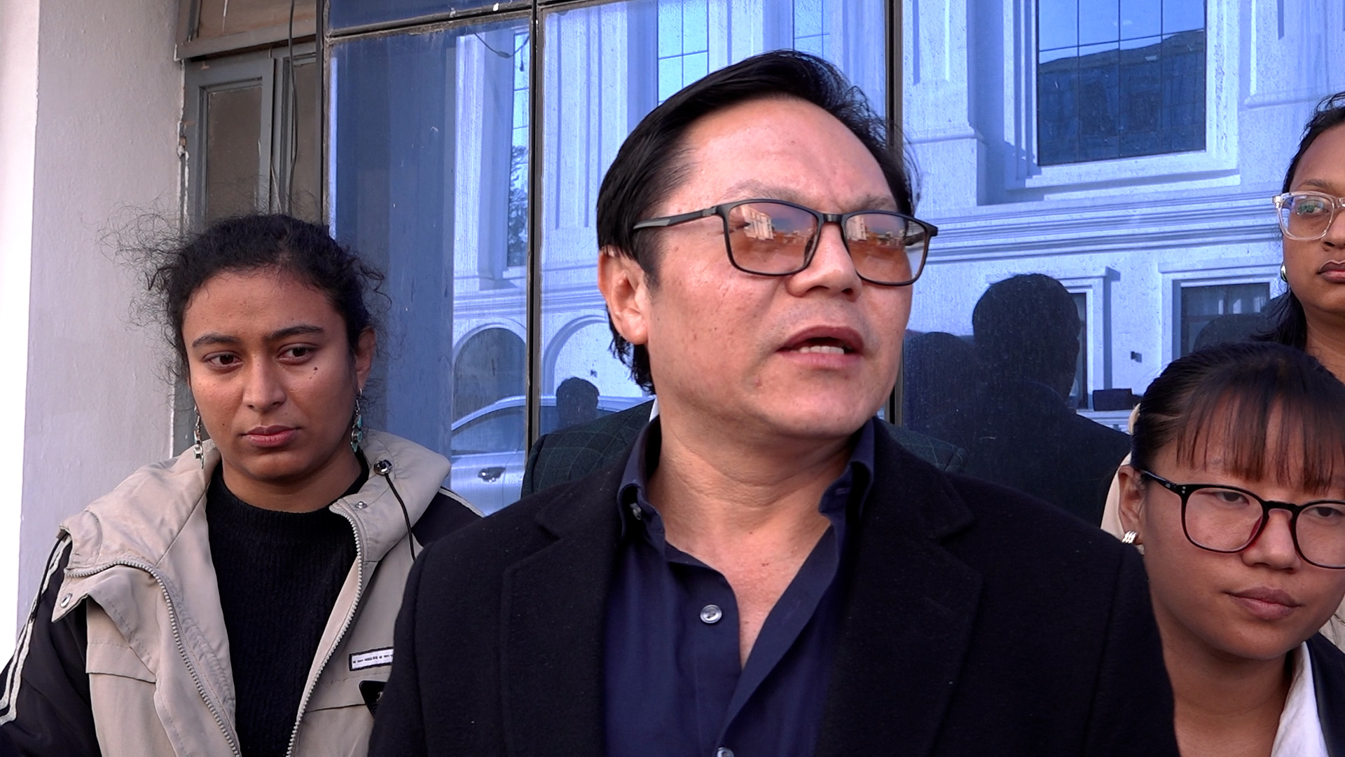 प्रधानमन्त्रीलाई प्रगतिशील लोकतान्त्रिक पार्टीको चार बुद्दे ज्ञापन पत्र