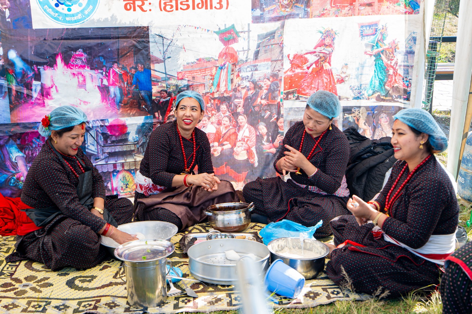 महानगरको खाना मेलामा चटामरीदेखि हाकु छोयलासम्म, झुम्मिए आगन्तुक