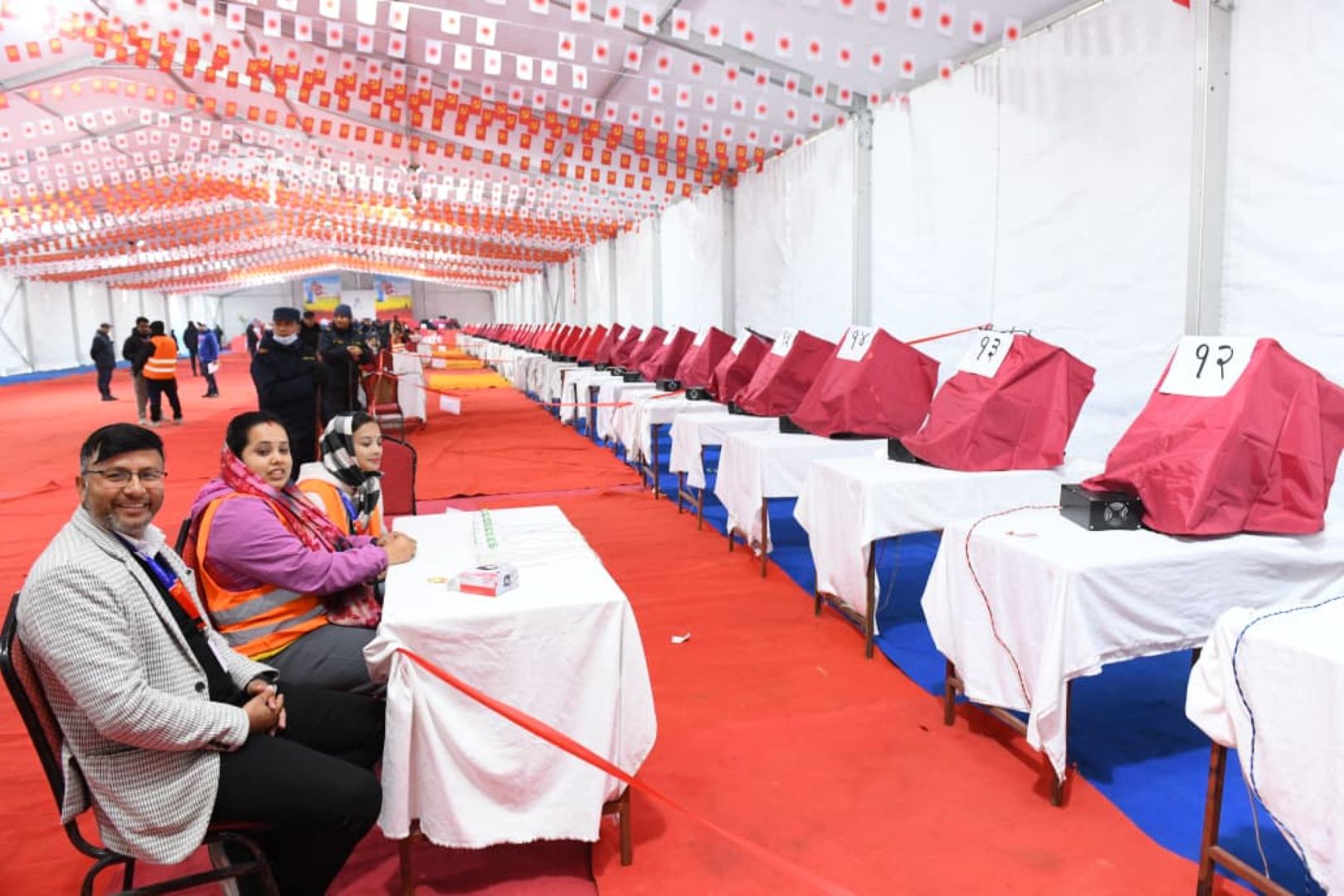 एमाले महाधिवेशनको मतदान सुस्त, रातभरमा पनि नसकिने संकेत