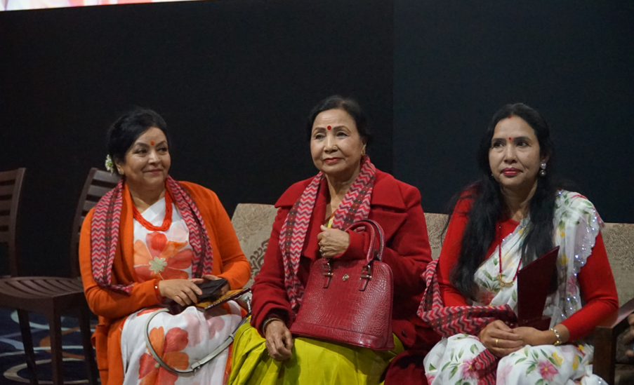 बढ्दो उमेरले अनुभवी बनाएको छ – अभिनेत्री भुसाल