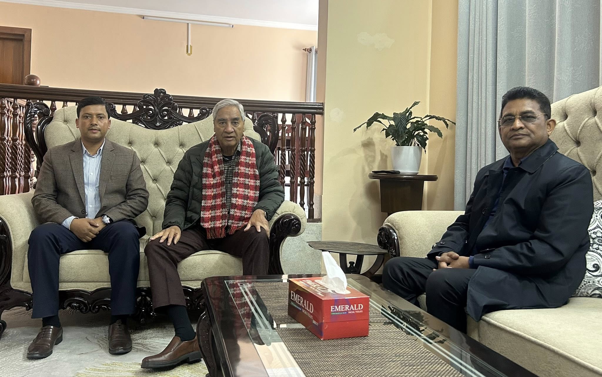 एमाले महाधिवेशन : कुन दलबाट को–को जाँदै ?