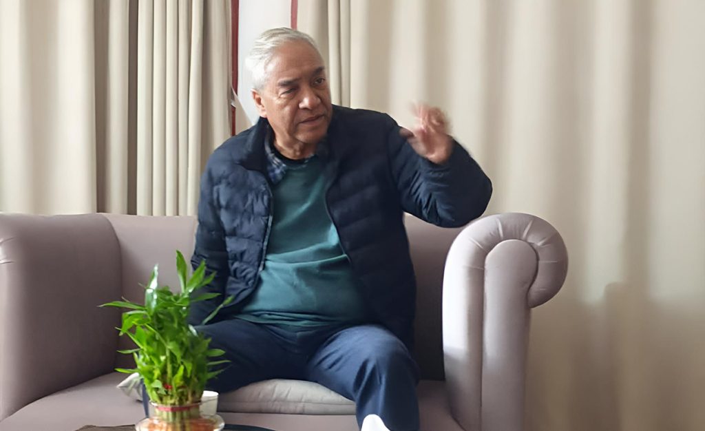 पार्टी नफुटोस् भन्ने चाहन्छु : देउवा