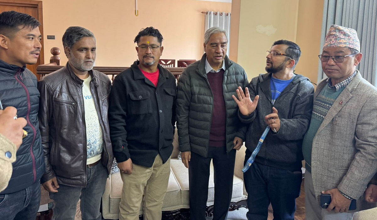 देउवालाई भेटेर युवाहरूको आग्रह : कांग्रेसले नयाँ अनुहारलाई उम्मेदवार बनाओस्