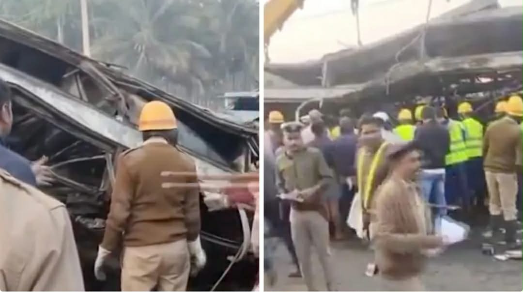 कर्नाटकमा बस र लरी ठोक्किँदा ११ जनाको मृत्यु