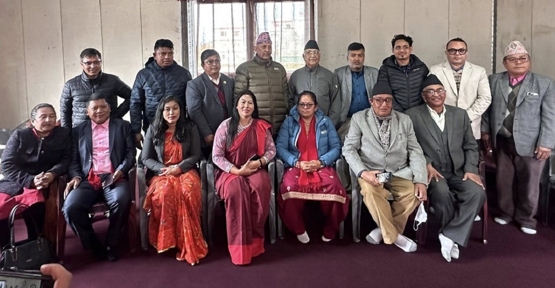 महाधिवेशन प्रतिनिधिहरुसँग ओली : अनावश्यक बहकाउमा नलाग्नुस्