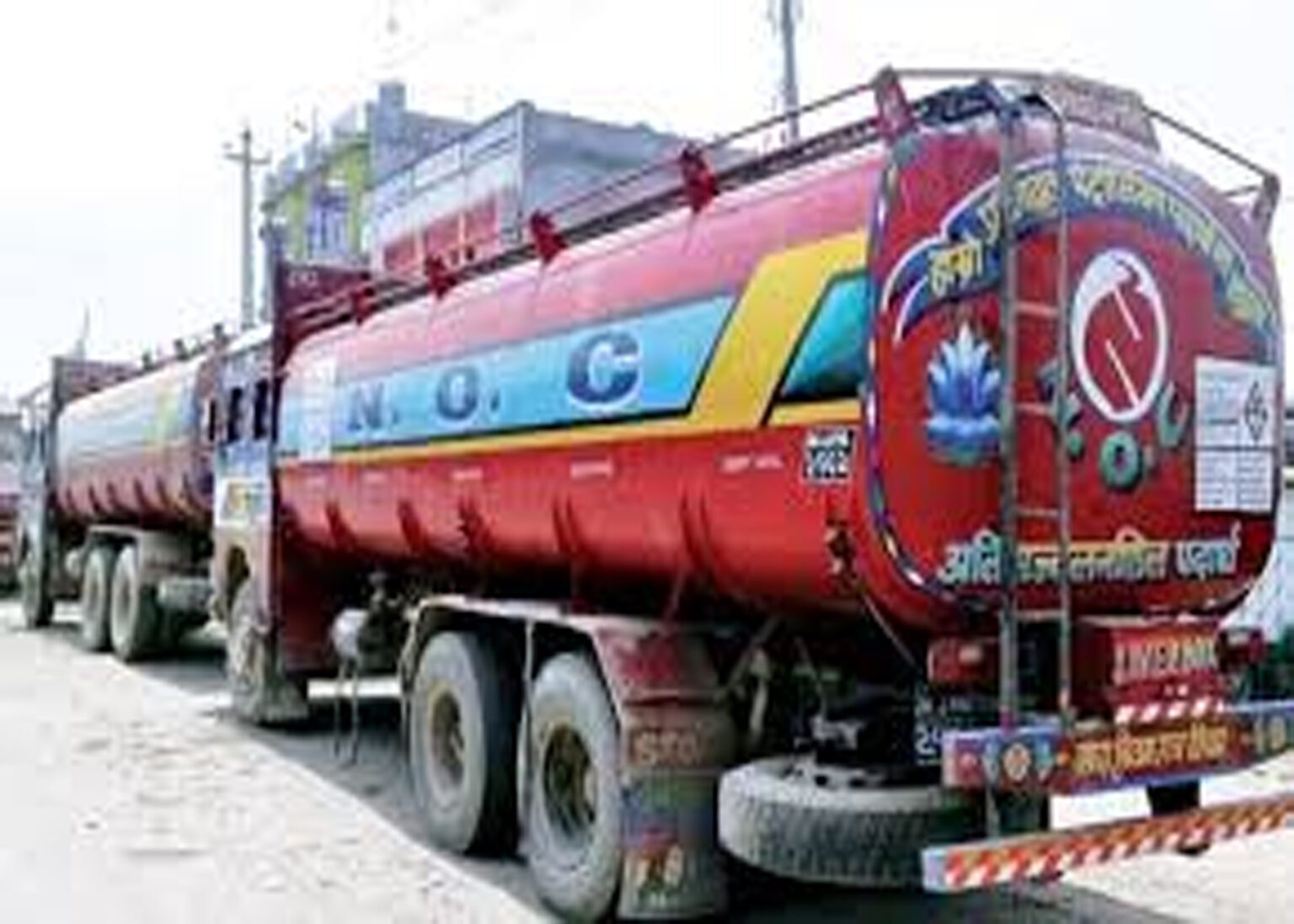 काँकरभिट्टाबाट चार महिनामा छ अर्बको पेट्रोलियम पदार्थ आयात