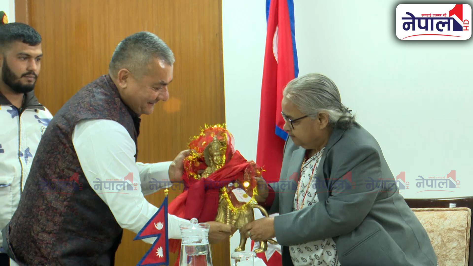 दुर्गा प्रसाईलाई सरकारको पाँच बुँदे पत्र, प्रधानमन्त्रीसँग भेटवार्ता तय