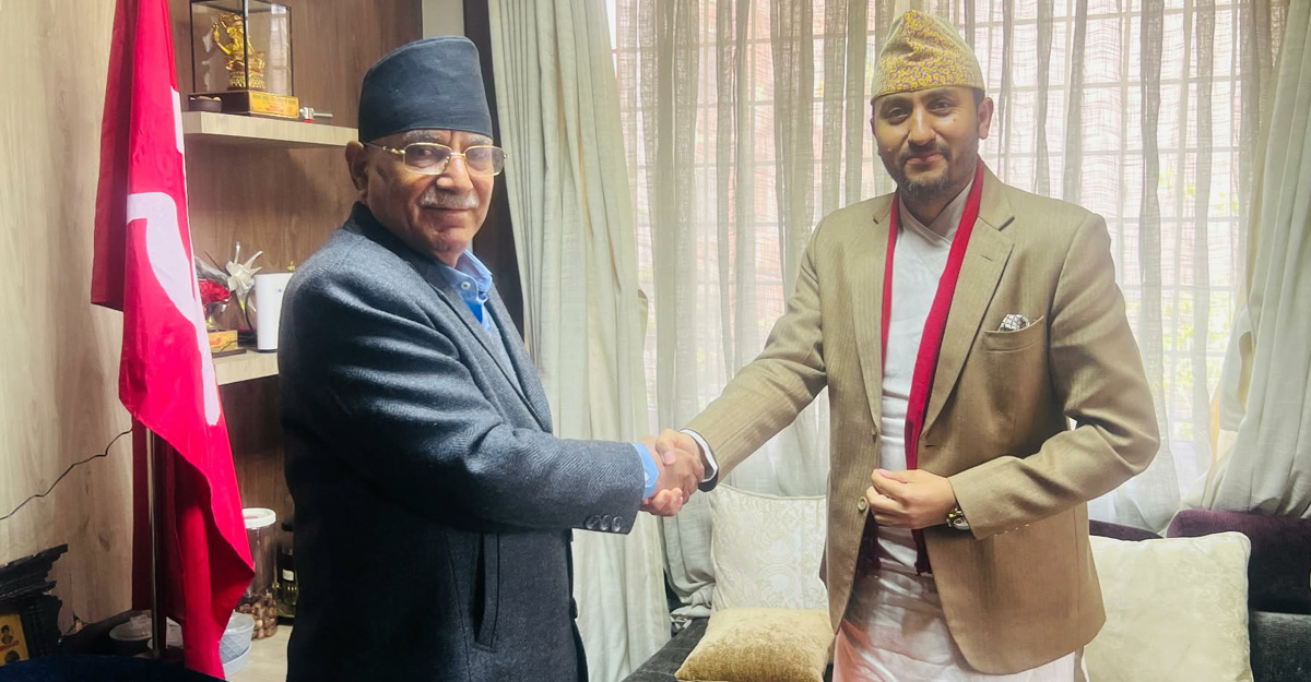 सरकारका प्रवक्तालाई प्रचण्डले भने– फागुन २१ मै चुनाव हुनुपर्छ, आवश्यक सहयोग गर्न तयार छौं