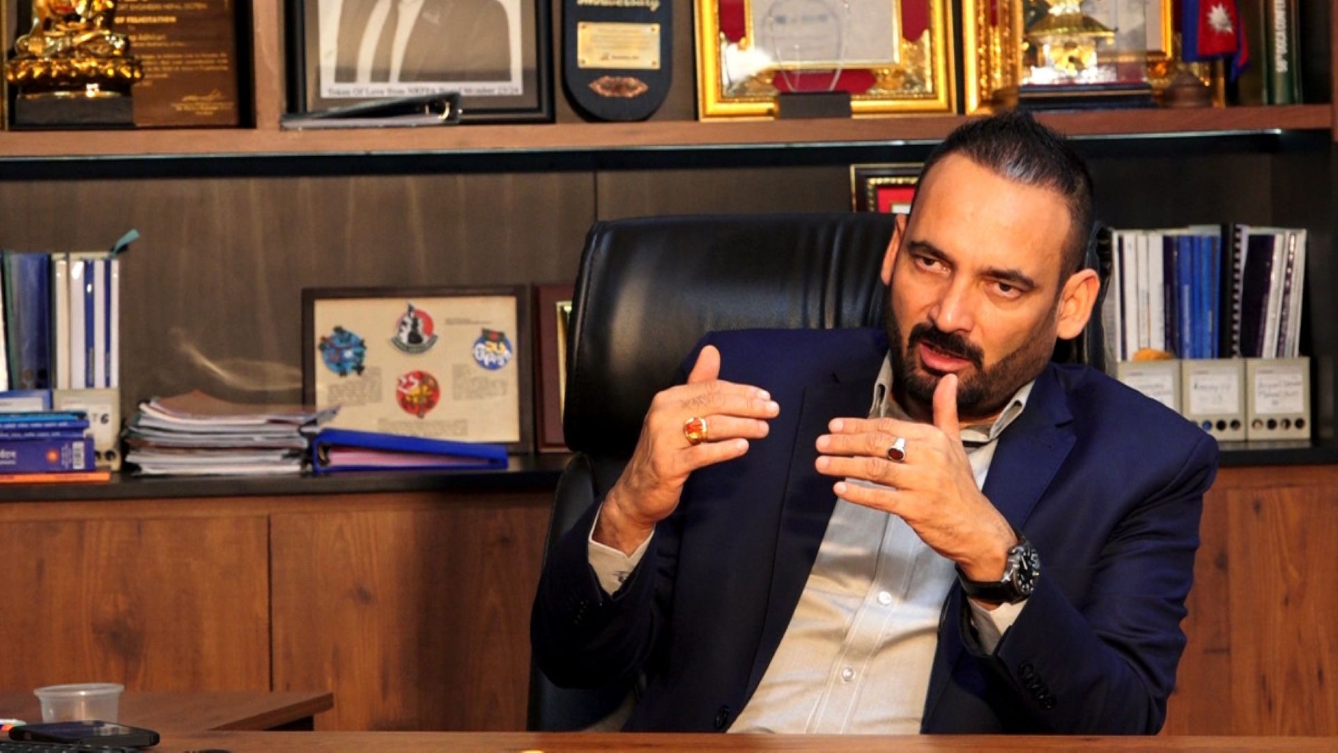 नागरिक उड्डयन प्राधिकरणका महानिर्देशक अधिकारी पक्राउ