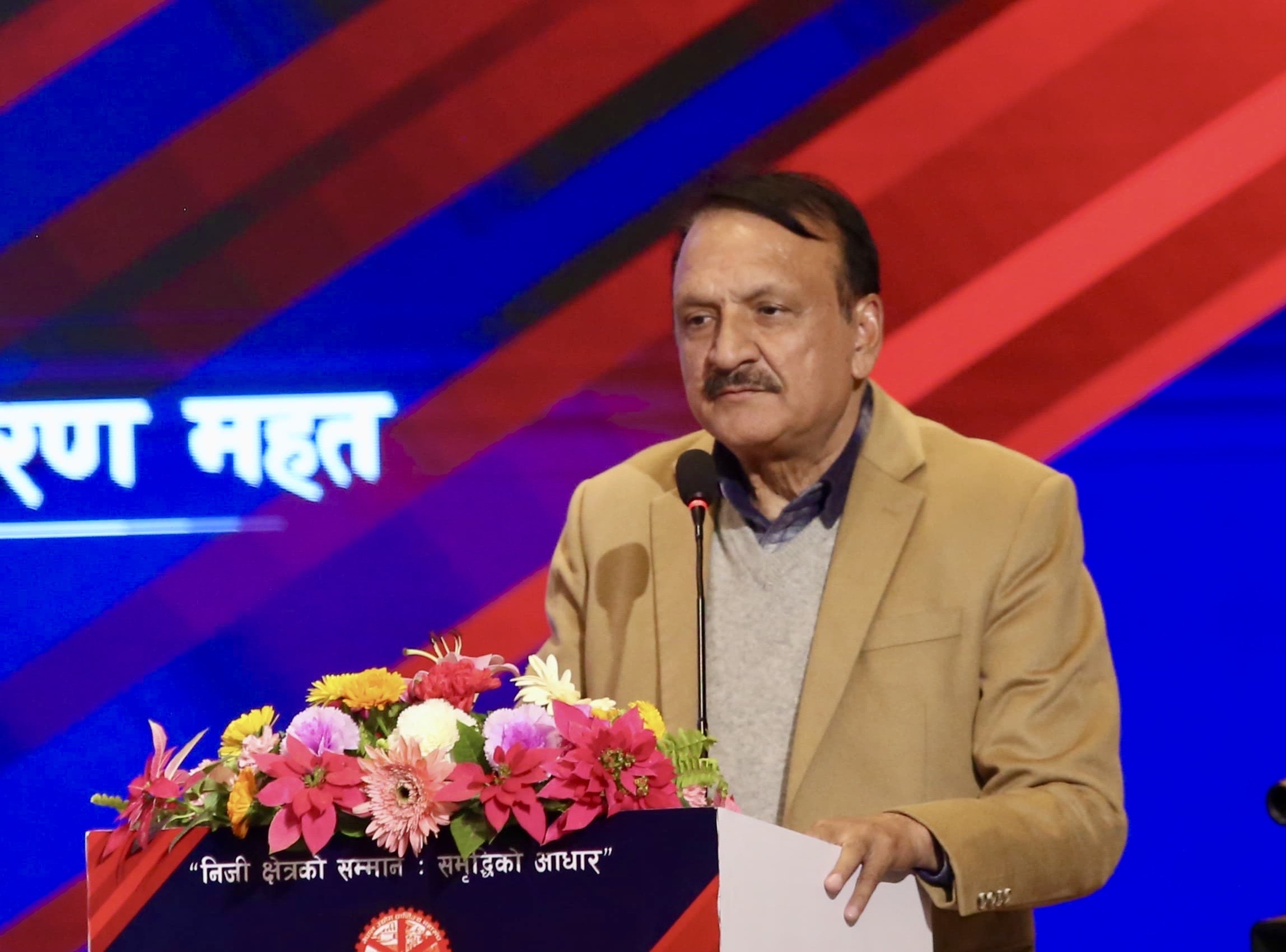 मलाई भगाएको मानिस थुनियो, लुट्ने थुनिएन : प्रकाशशरण महत