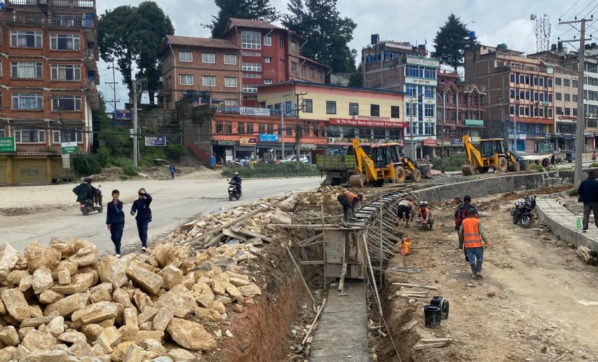 साँगा–धुलिखेल सडकः अवरुद्ध स्तरोन्नति अघि बढाउने सहमति