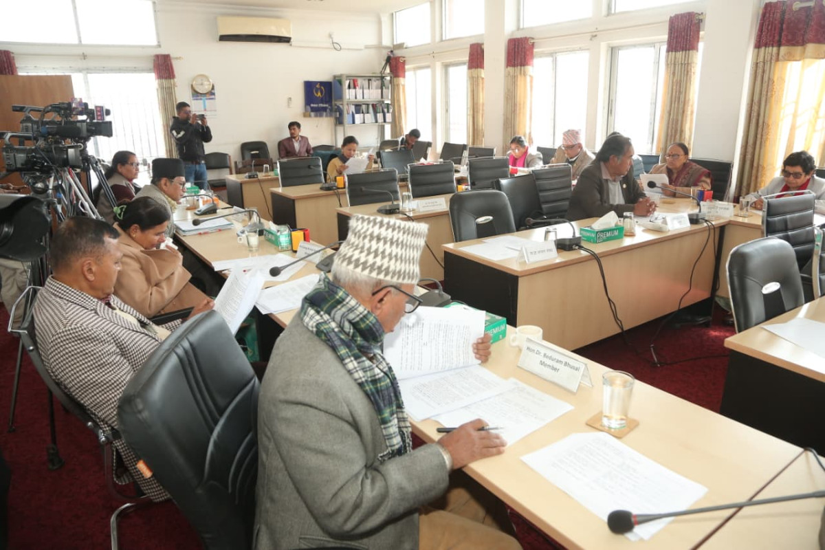 सरकारलाई राष्ट्रिय सभाका सांसदहरुको प्रश्न : तोकिएकै मितिमा निर्वाचन हुन्छ ?