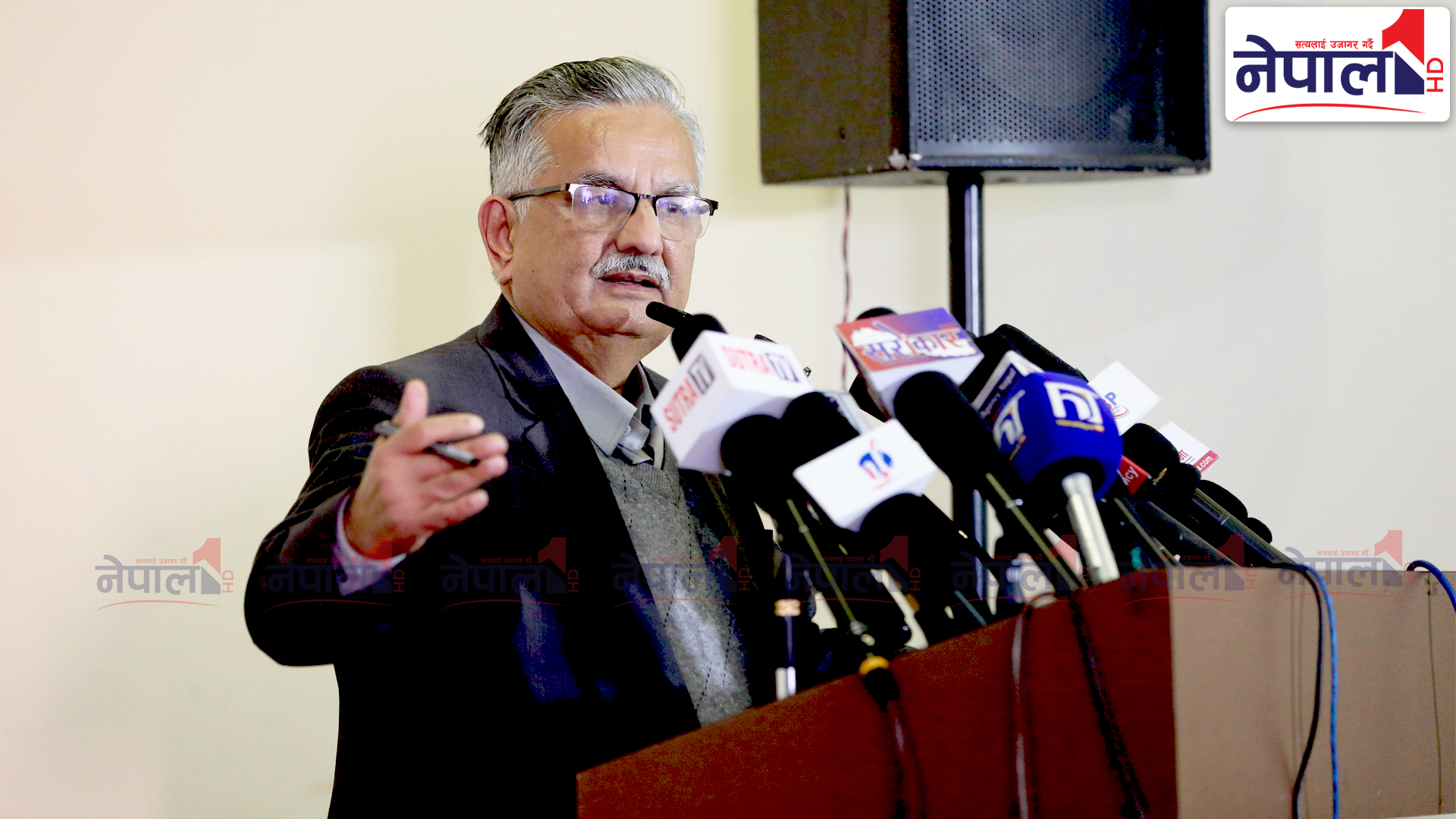 ओलीले पञ्चायतको गाउँ फर्क शैलीमा महाविधेशन गर्न खोजिरहेका छन् : उपाध्यक्ष पाण्डे