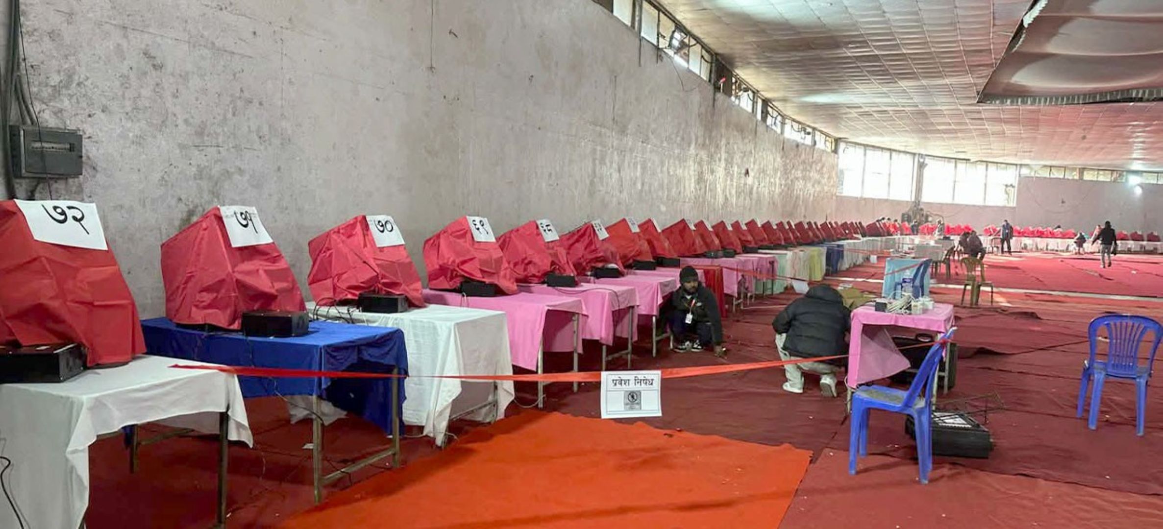 एमाले महाधिवेशन : साँझ ७ बजेबाट मतदान, ८० ‘भोटिङ मेशिन’ तयार