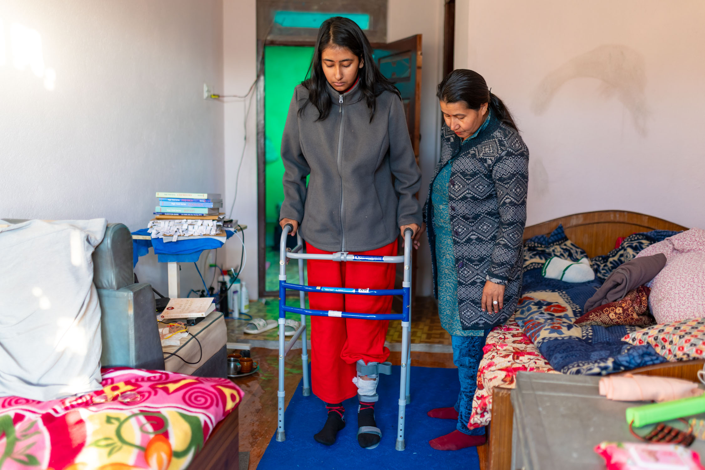 ‘म स्टुडेन्ट हुँ’ भन्दा खुट्टामा गोली : देश बनाउने सपना बोकेकी एकताको पीडा