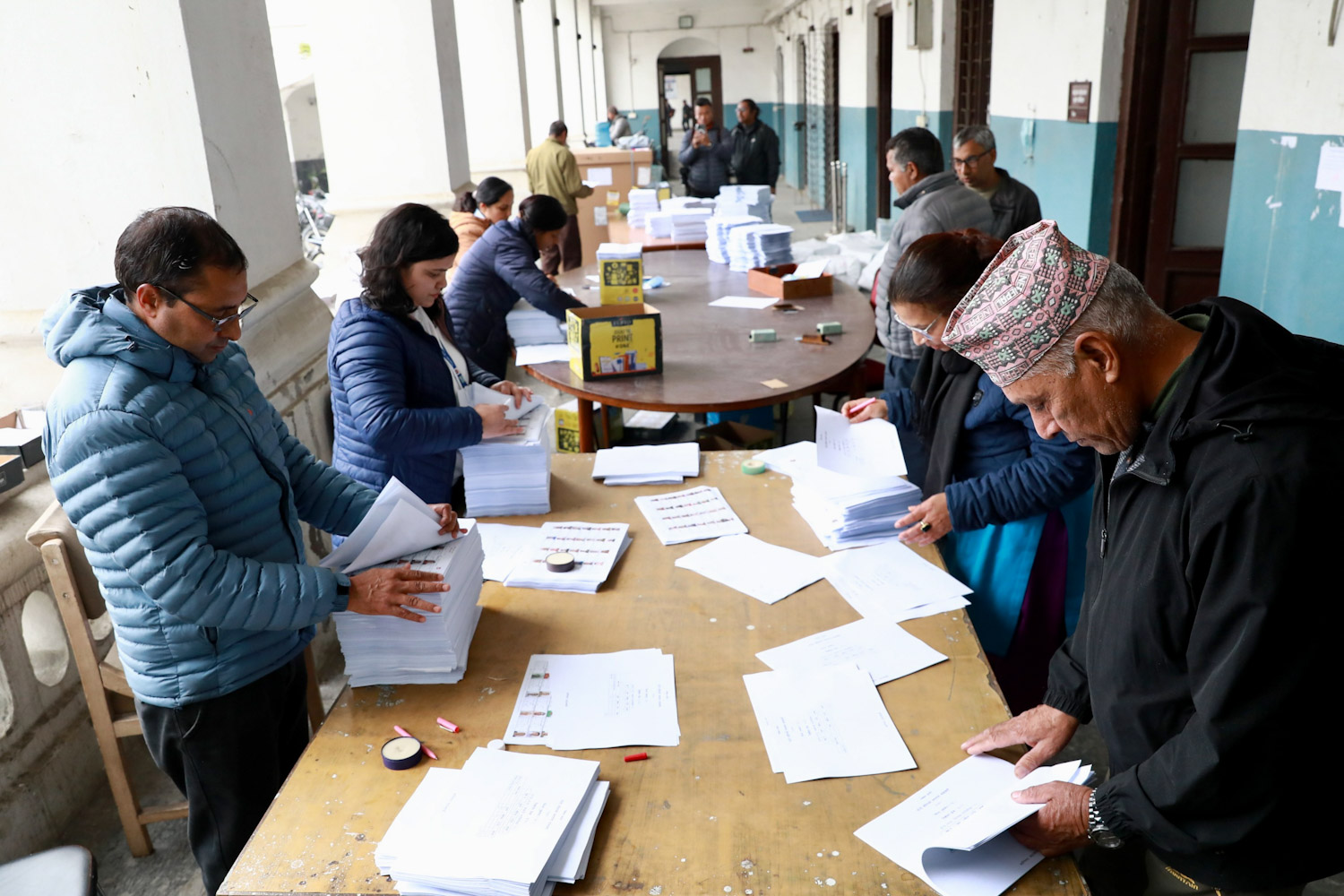 यसरी जिल्ला–जिल्ला पठाइँदैछ फोटोसहितको नामावली {तस्वीरहरु}