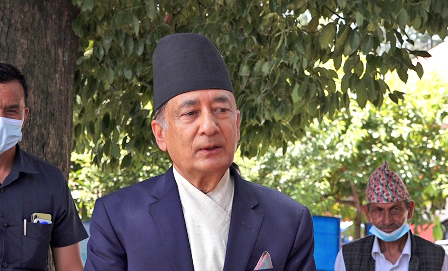 पार्टी एकढिक्का राख्न संवादको ढोका खुला छ – नेता कार्की