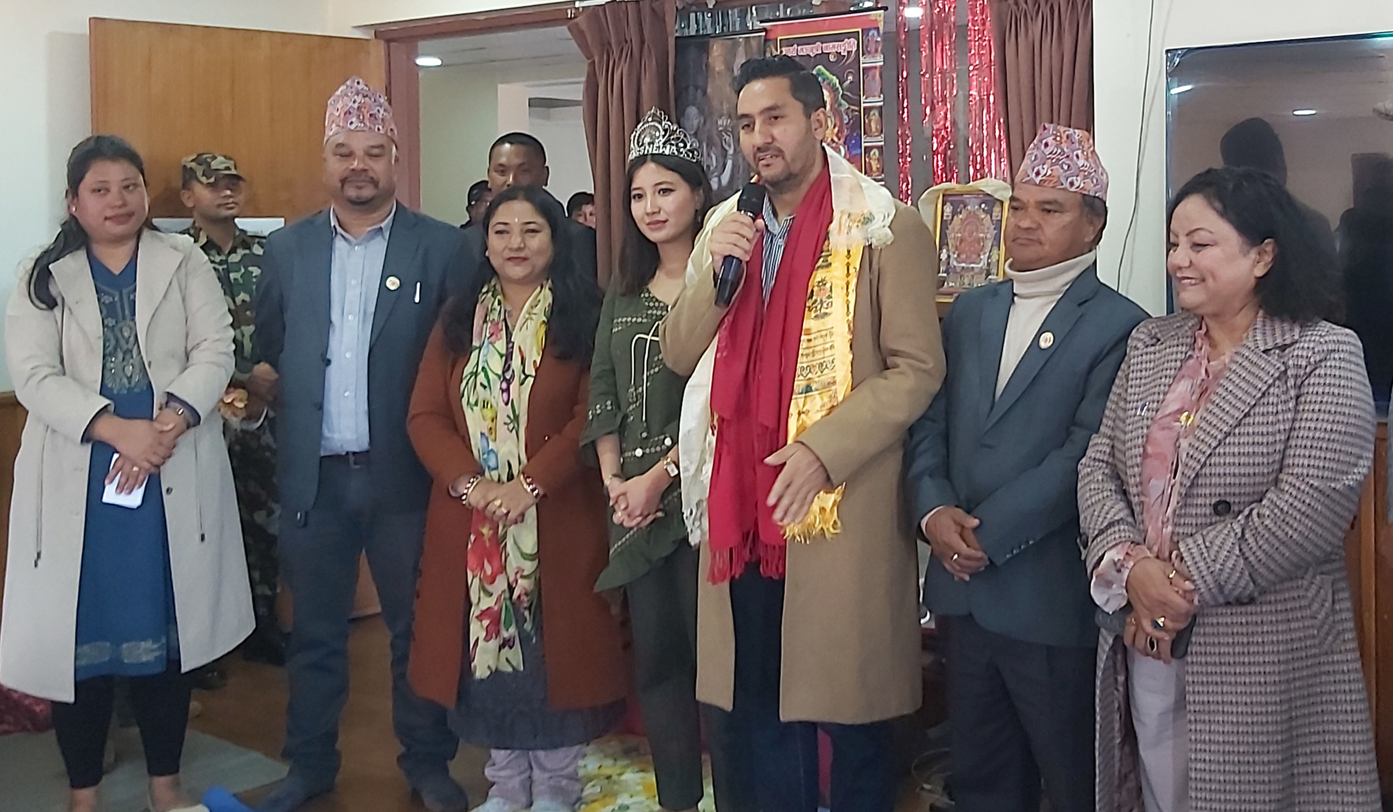 मन्त्री खरेलद्वारा ज्येष्ठ नागरिक आनन्द निकेतनको अवलोकन