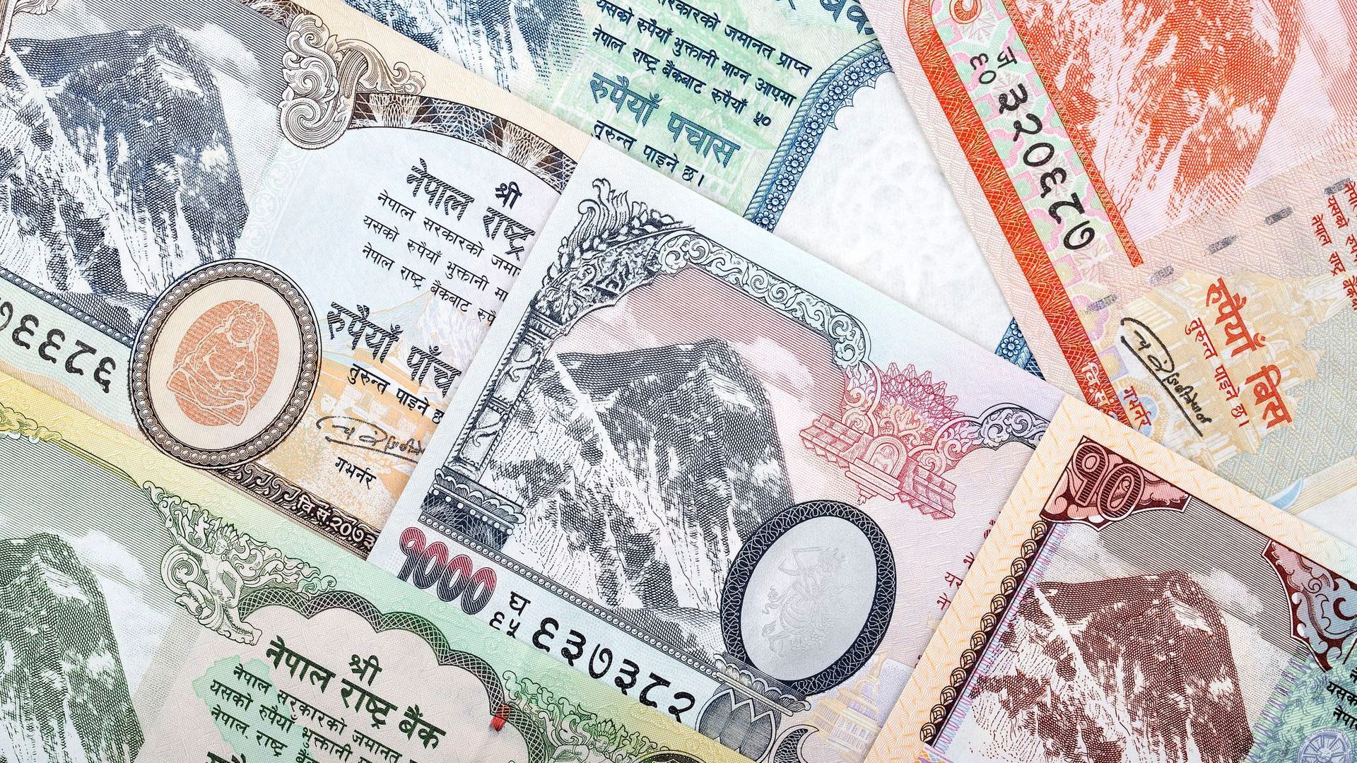 नेपालमा २७ देखि ४६ वर्ष उमेर समूहका व्यक्तिको औसत खर्चभन्दा आम्दानी बढी