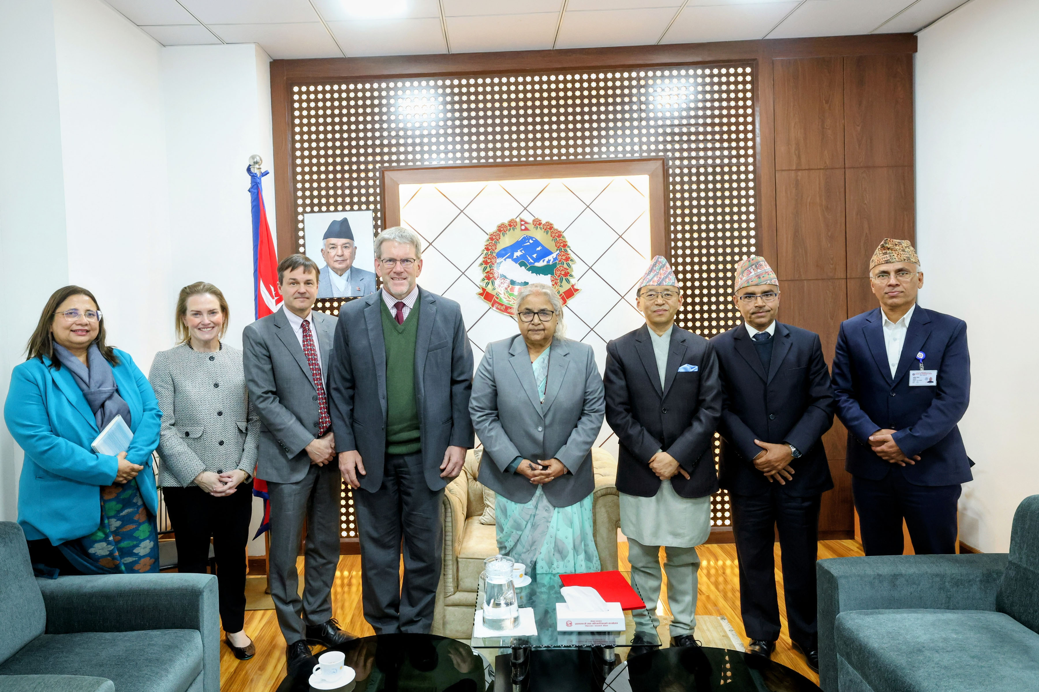 प्रधानमन्त्री कार्कीसँग अमेरिकी राज्दूत थम्प्सनको बिदाइ भेट