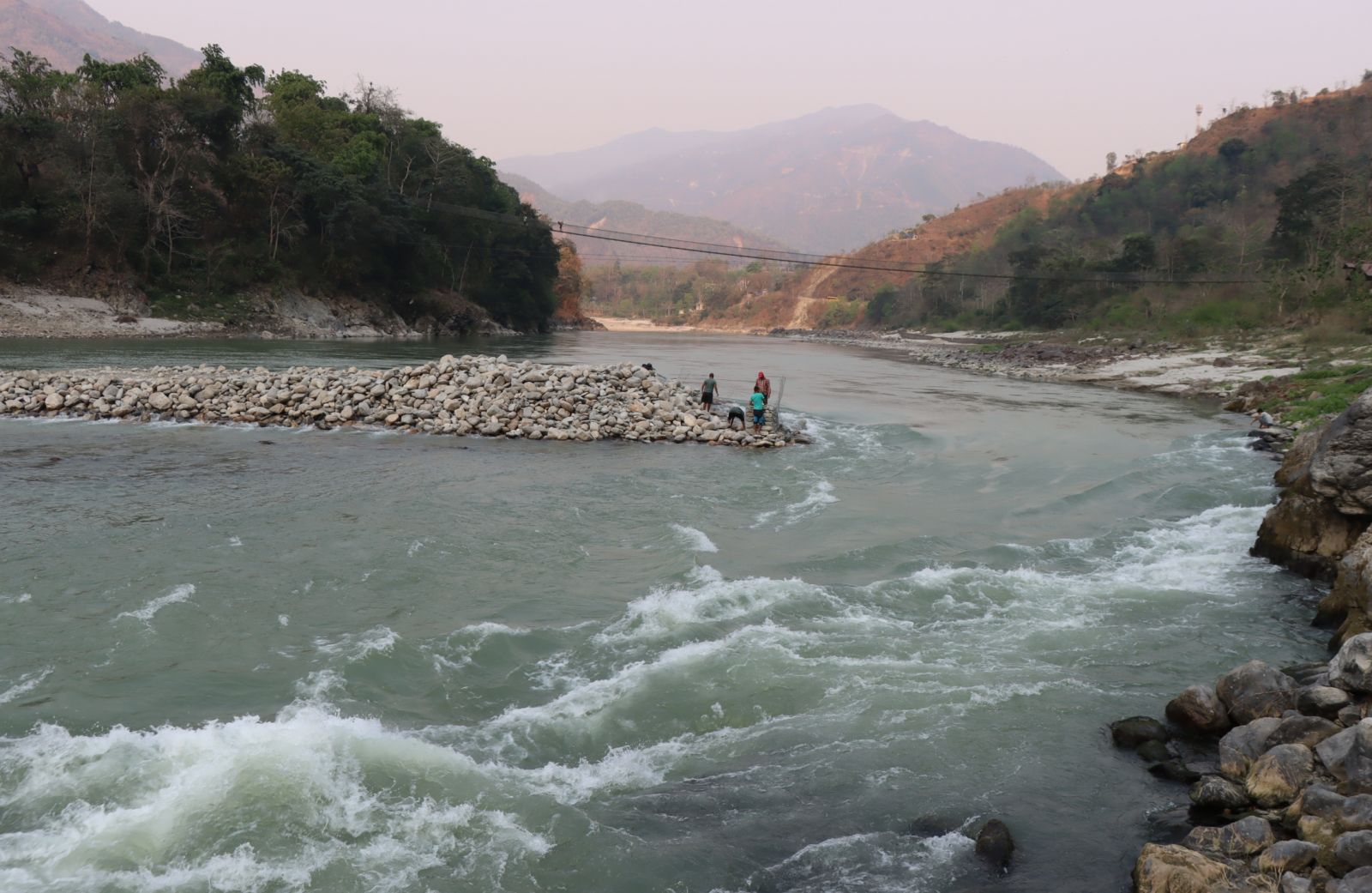 सुपर त्रिशुली हाइड्रोपावरका दुई कामदार त्रिशुली नदीमा बेपत्ता