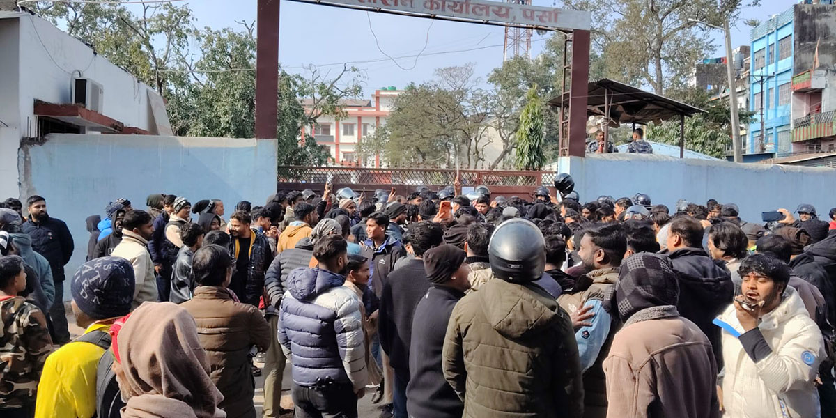 वीरगञ्जमा फेरि लम्बियो कर्फ्यू