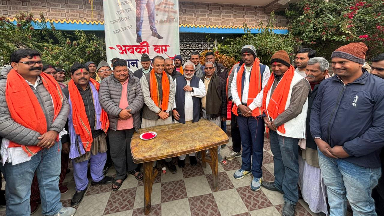 गगन थपालाई सघाउन भन्दै सांसदका उम्मेवारसहित चार वडाध्यक्ष कांग्रेसमा प्रवेश